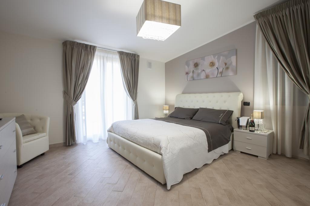 Amira Luxury Apartments Santa Maria Capua Vetere Buitenkant foto