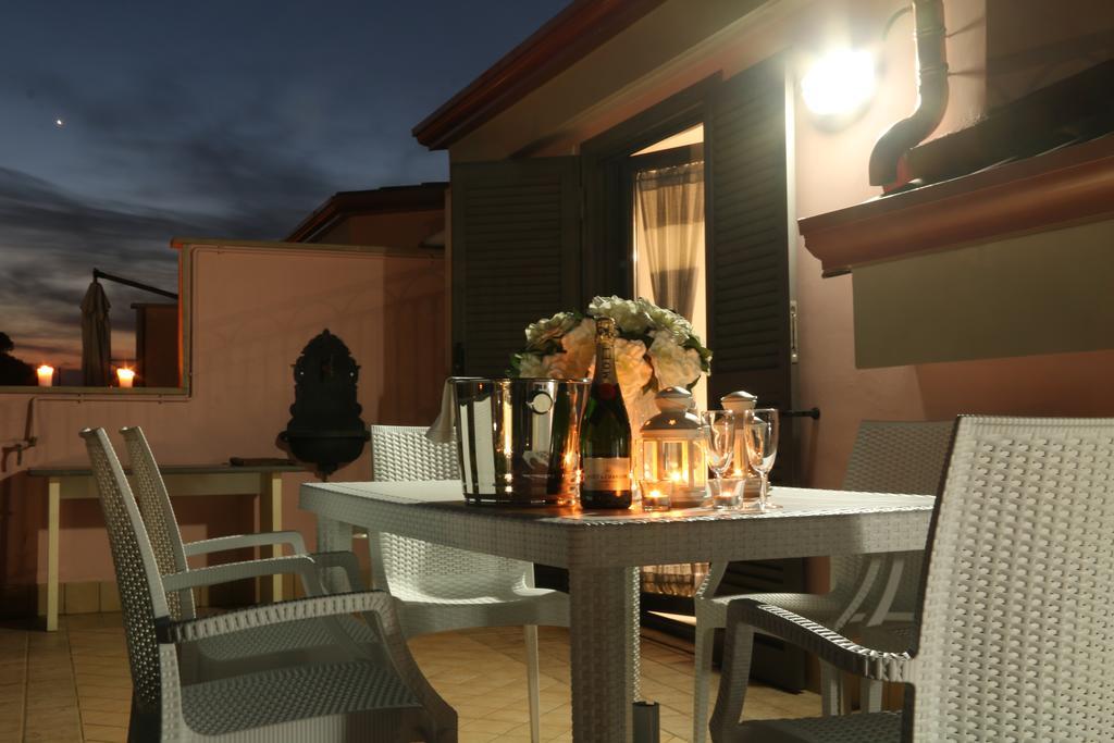 Amira Luxury Apartments Santa Maria Capua Vetere Buitenkant foto