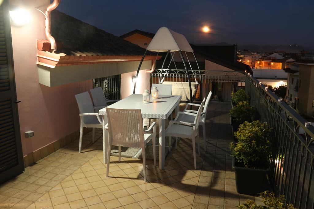 Amira Luxury Apartments Santa Maria Capua Vetere Buitenkant foto