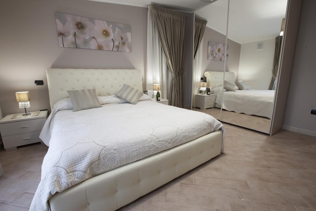 Amira Luxury Apartments Santa Maria Capua Vetere Buitenkant foto