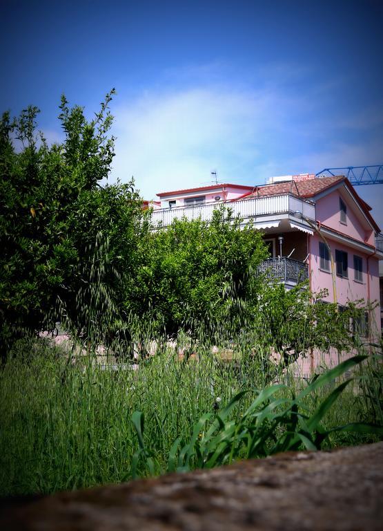 Amira Luxury Apartments Santa Maria Capua Vetere Buitenkant foto